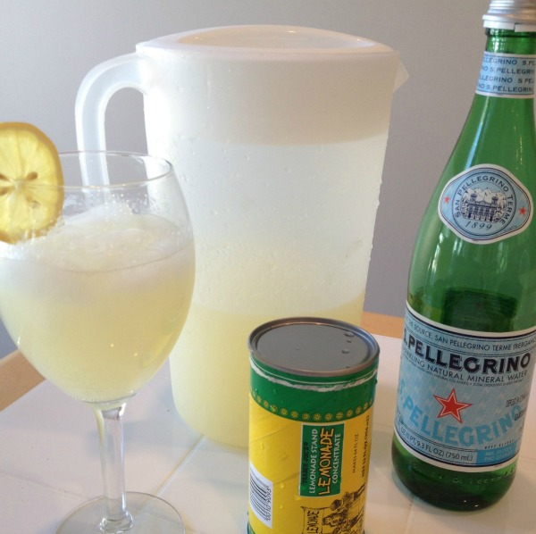 2 Ingredient Sparkling Lemonade
